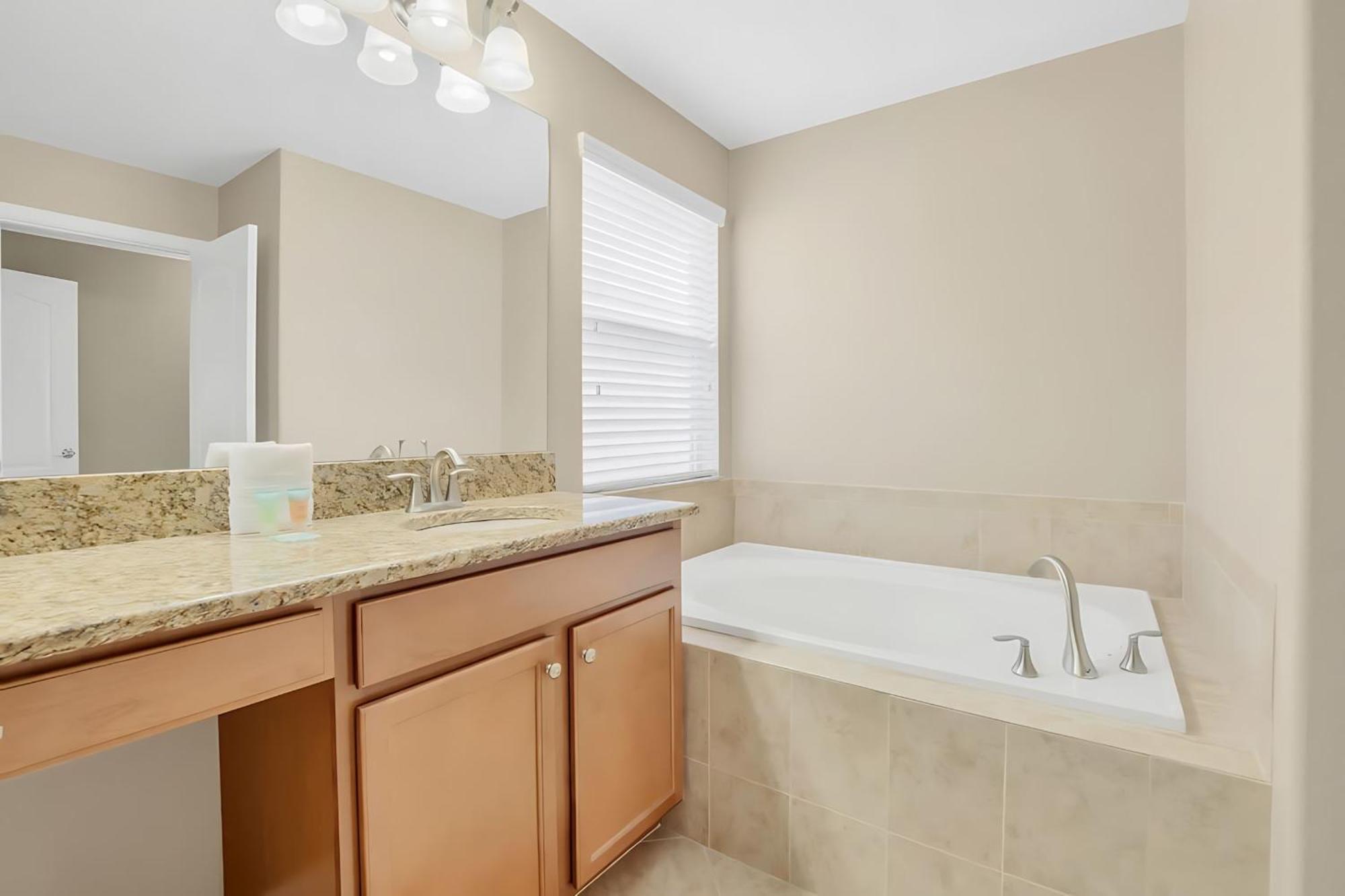 Near Disney - 5Br Home- Games Pool Hot Tub & Bbq 키시미 외부 사진
